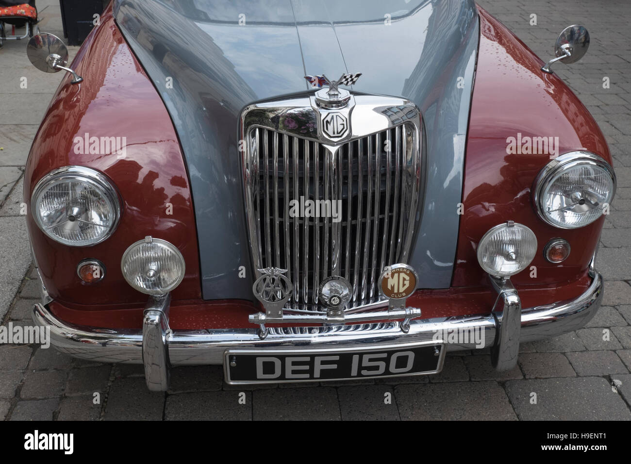 Bonnet and radiator grille of an MG Magnette saloon at a classic car ...