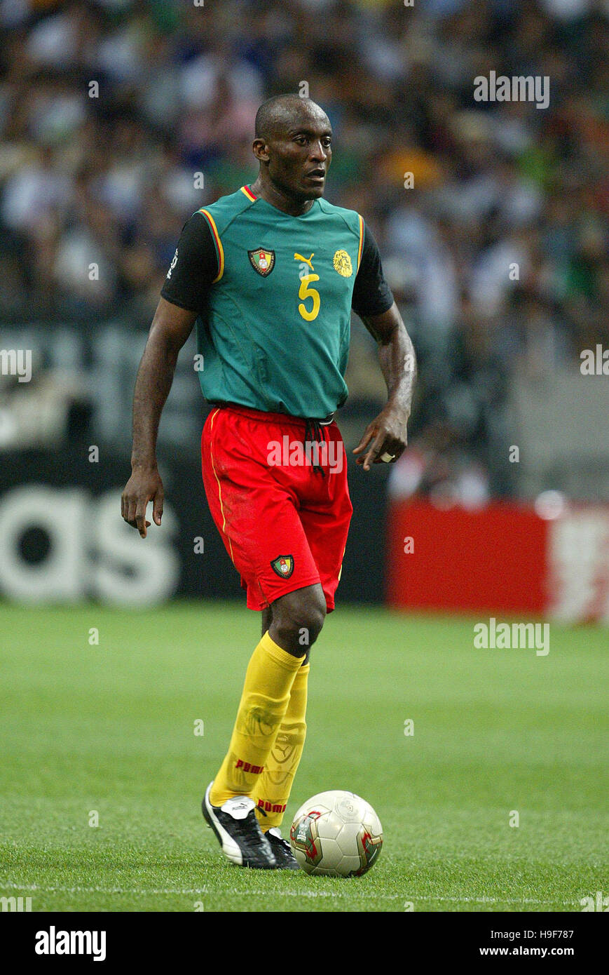 Raymond Kalla High Resolution Stock Photography and Images Alamy