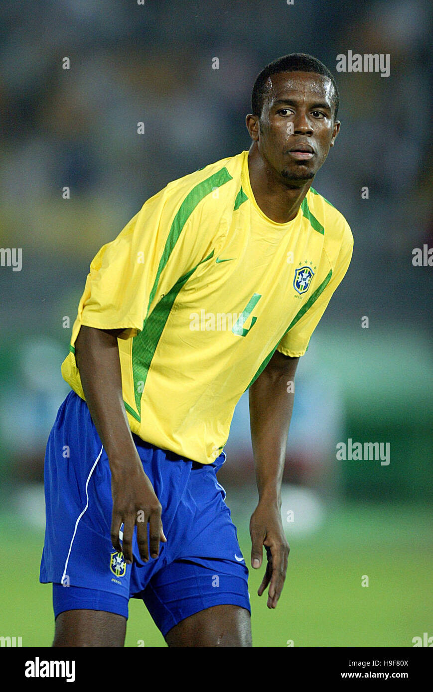 Soccer - FIFA World Cup 2002 - Group C - Brazil v Turkey. Roque Junior,  Brazil Stock Photo - Alamy