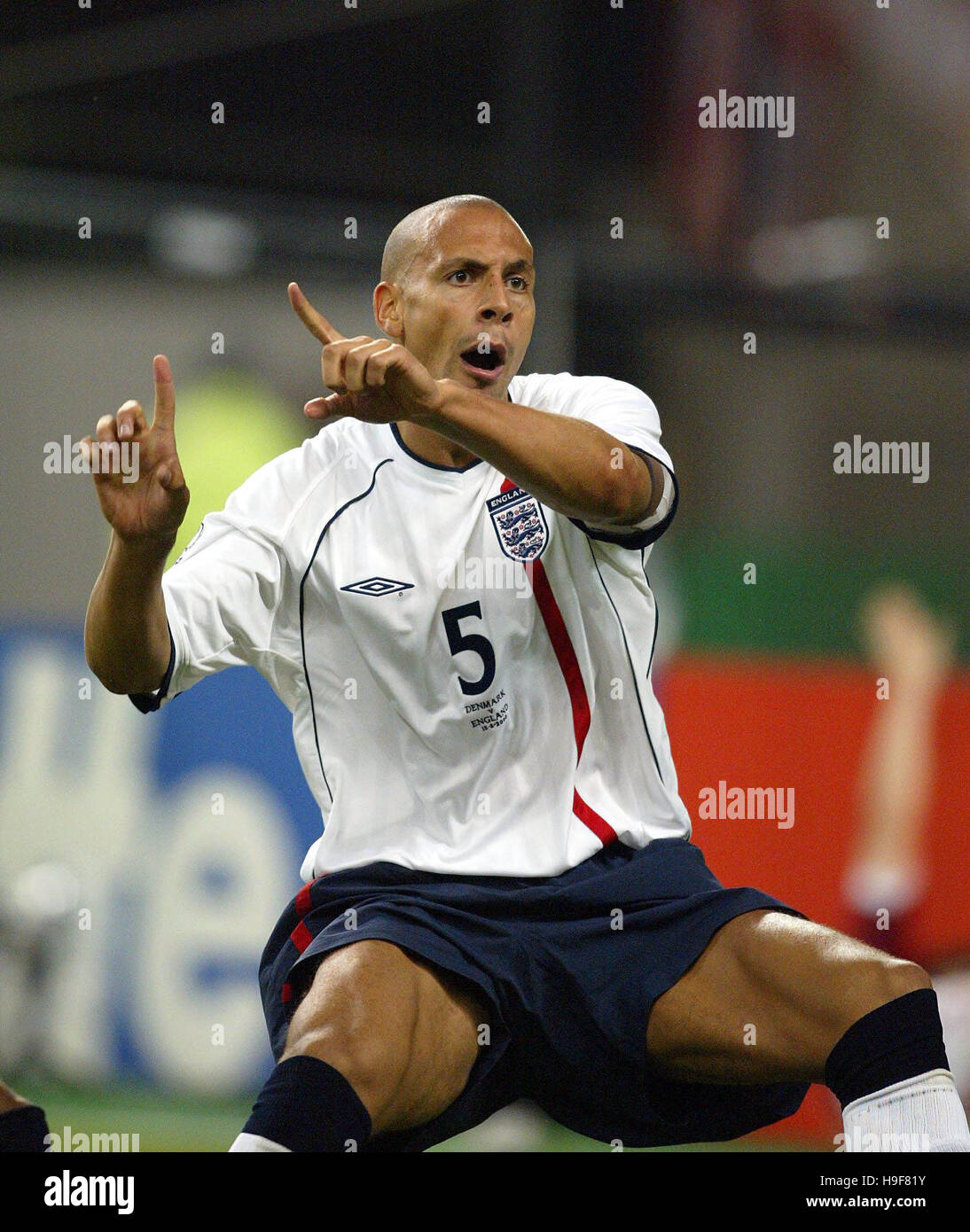 RIO FERDINAND CELEBRATES GOAL DENMARK V ENGLAND BIG SWAN STADIUM