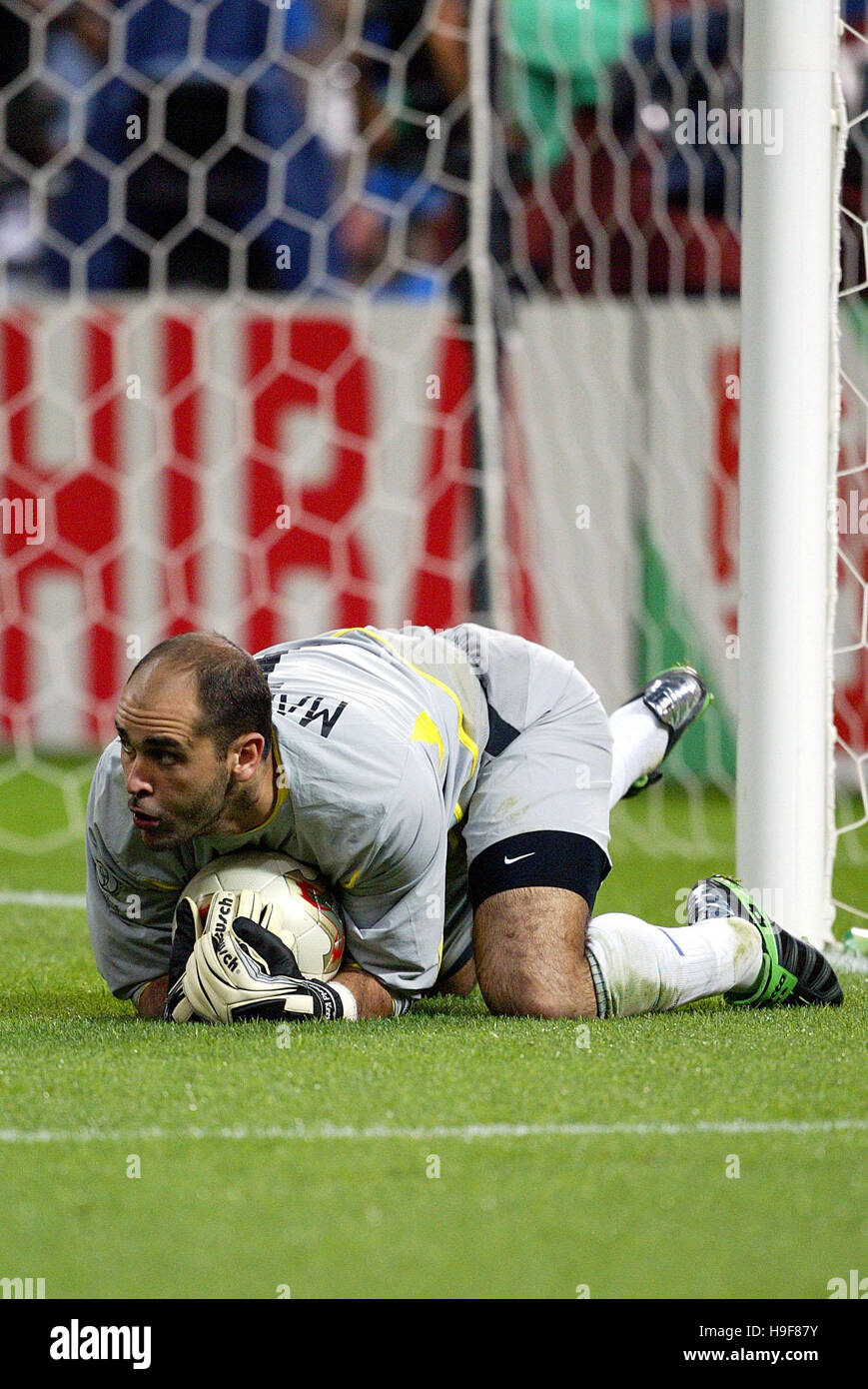 ROQUE JUNIOR BRAZIL SAITAMA STADIUM SAITAMA JAPAN 26 June 2002 Stock Photo  - Alamy