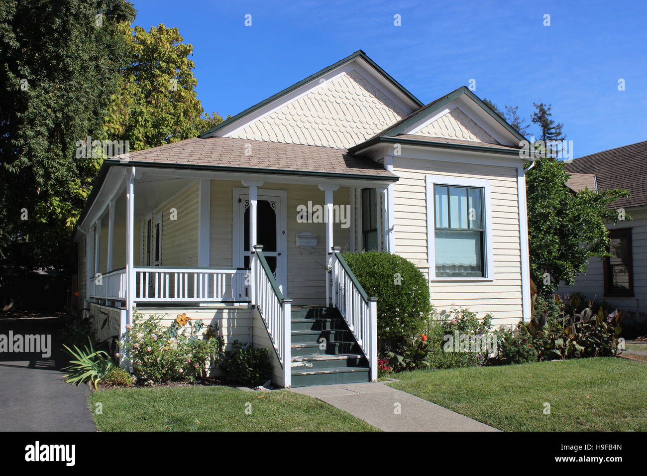 Colonial Revival Cottage, Burbank Gardens, Santa Rosa, California Stock