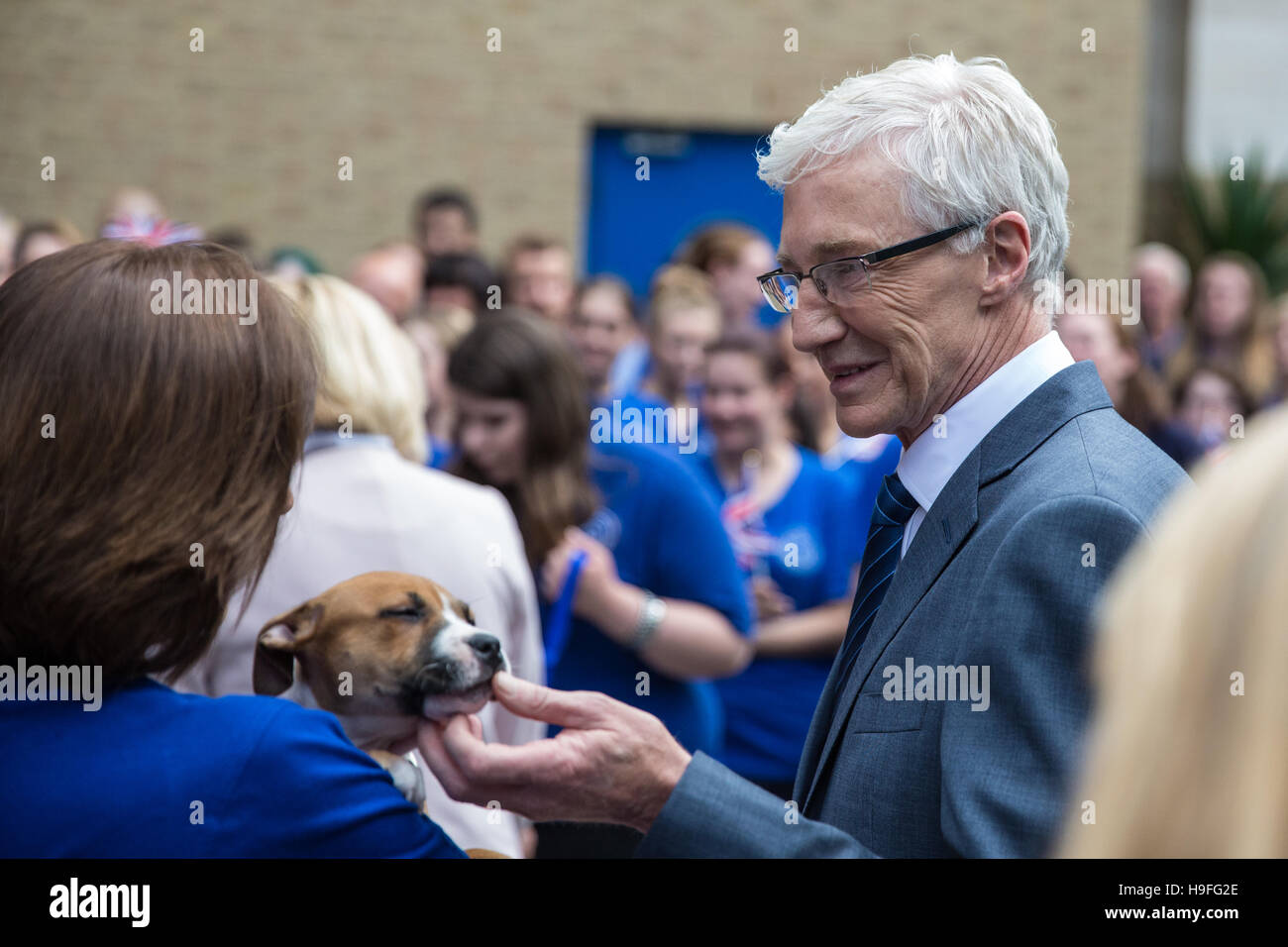 London, UK. 7th September, 2016. Paul O'Grady accompanies the Duchess of Cornwall on a visit to Battersea Dogs and Cats Home. Stock Photo