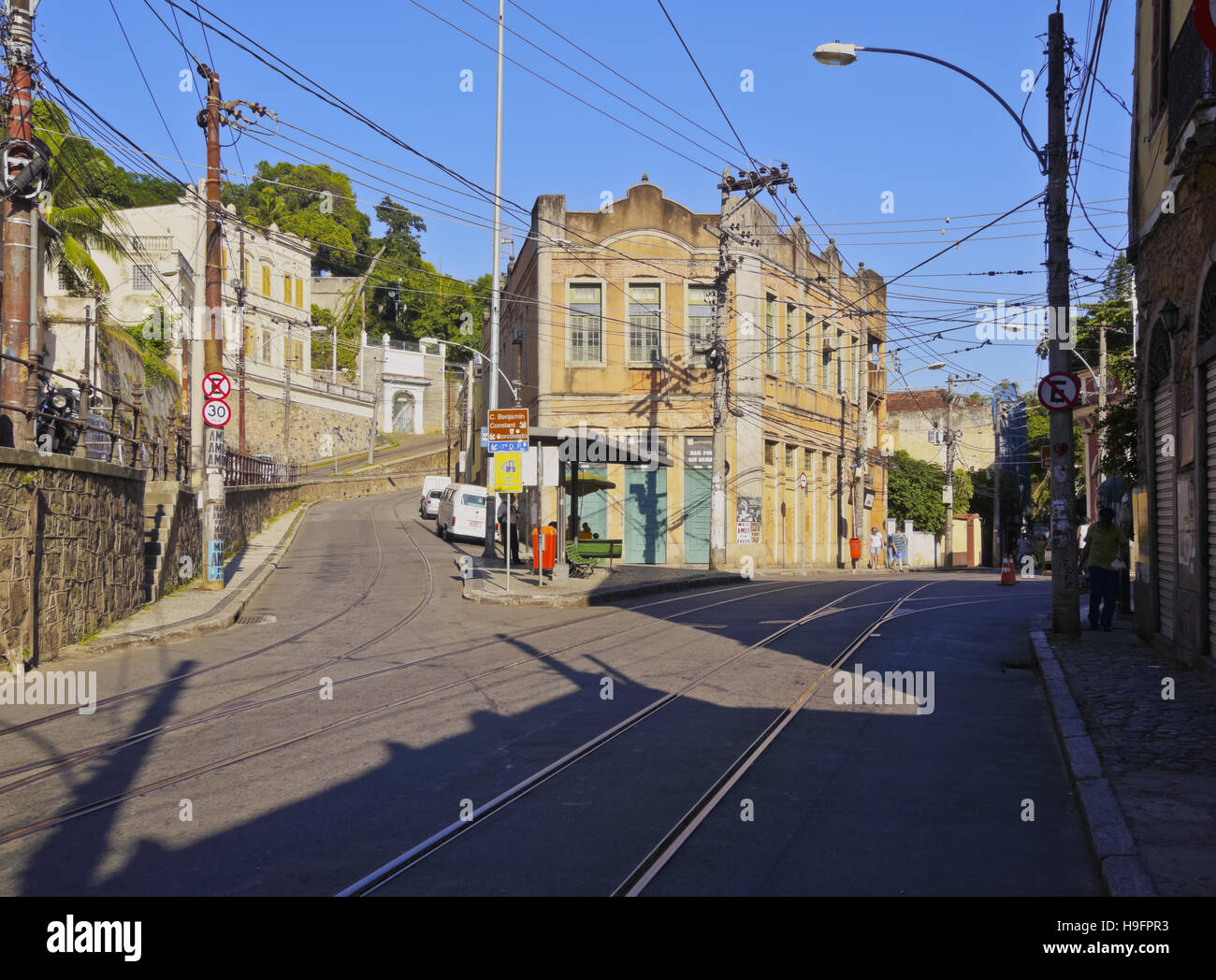 Rio santa teresa largo dos guimaraes hi-res stock photography and ...
