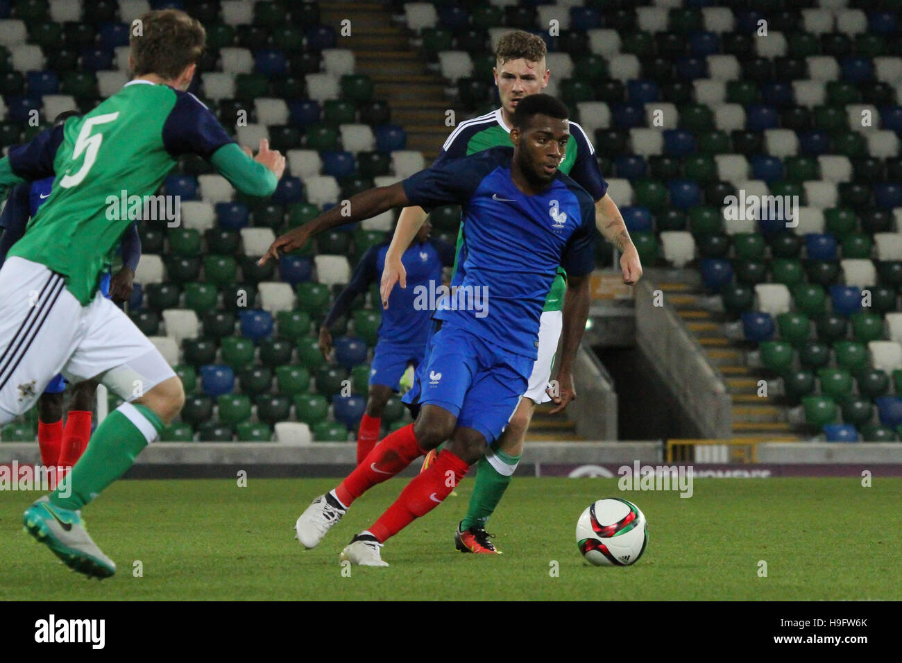 National Football Stadium at Windsor Park, Belfast. 11th October 2016. Northern Ireland 0 France 3 (UEFA European U21 Championship - Qualifying game Group C). Thomas Lemar (14-blue) in action for France. Stock Photo