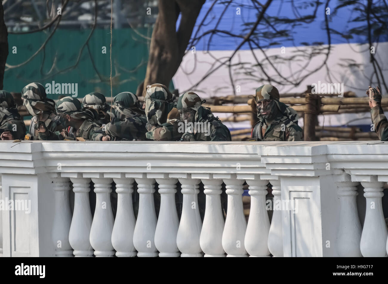 Indian army soldier ak 47 hi-res stock photography and images - Alamy