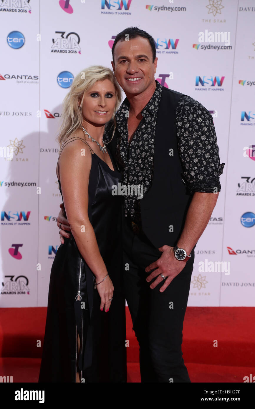 Sydney, Australia. 23 November 2016. Shannon Noll and Rochelle Ogston arrives on the red carpet for the 30th ARIA Awards at The Star, Pyrmont, Sydney. Credit: Credit:  Richard Milnes/Alamy Live News Stock Photo