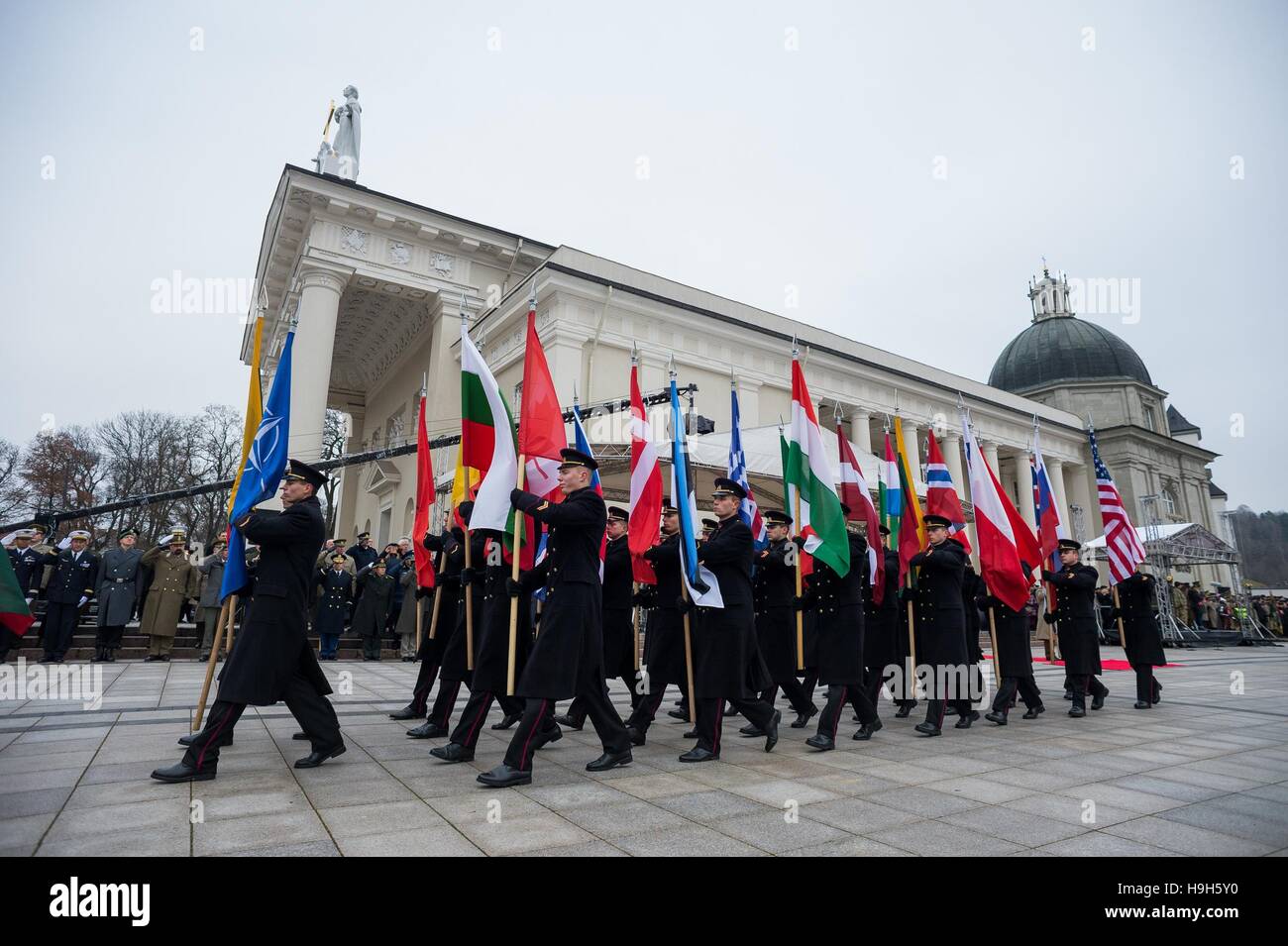 Vilnius, Lithuania. 23rd Nov, 2016. Guards of honor attend the Lithuania's Armed Forces Day celebration in Vilnius, capital of Lithuania, on Nov. 23, 2016. Lithuanian armed forces and troops of some NATO member countries held a gala with formation on Wednesday to celebrate Lithuania's Armed Forces Day. The first decree on establishing armed forces was appoved on Nov. 23, 1918, which became the Armed Forces Day of the Baltic country. © Alfredas Pliadis/Xinhua/Alamy Live News Stock Photo