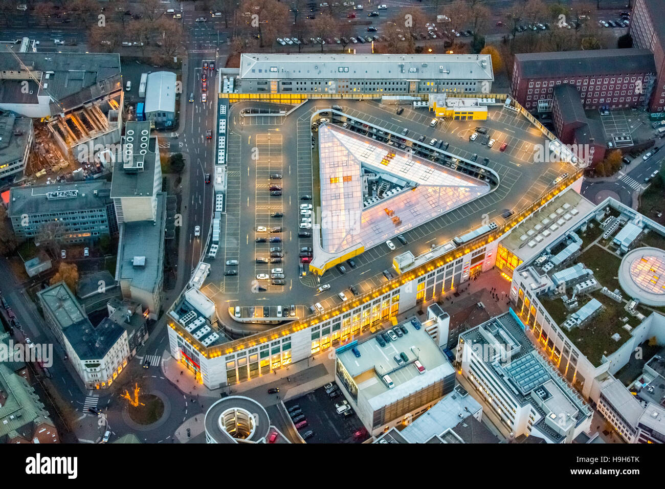 Dortmund, Germany. 23rd Nov, 2016. Aerial view, Thier Gallery at night, shopping mall ,, Dortmund, Ruhr Area, north rhine-westphalia, Germany, Credit:  Hans Blossey/Alamy Live News Stock Photo
