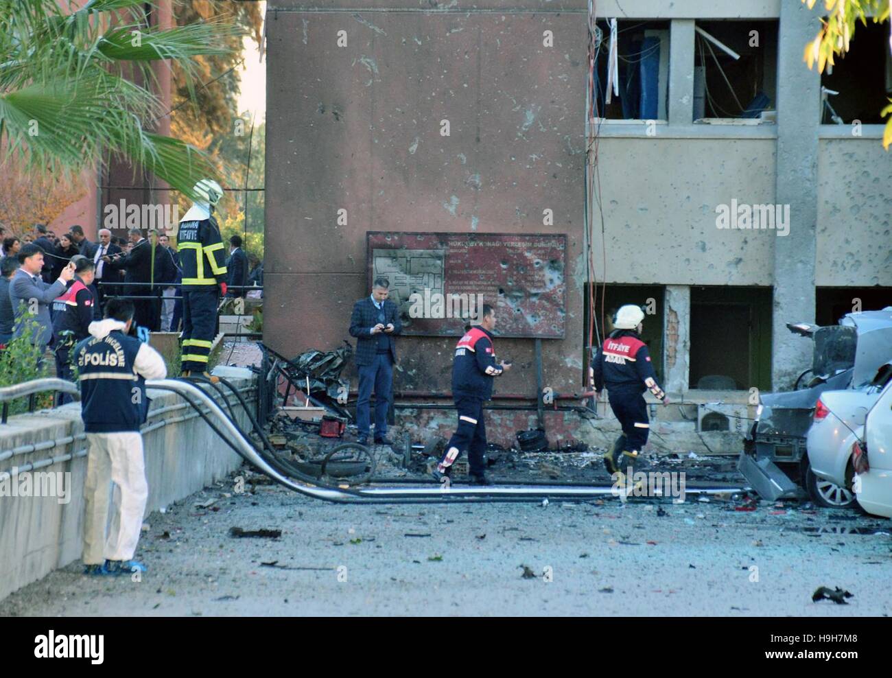 Adana police hi-res stock photography and images - Alamy