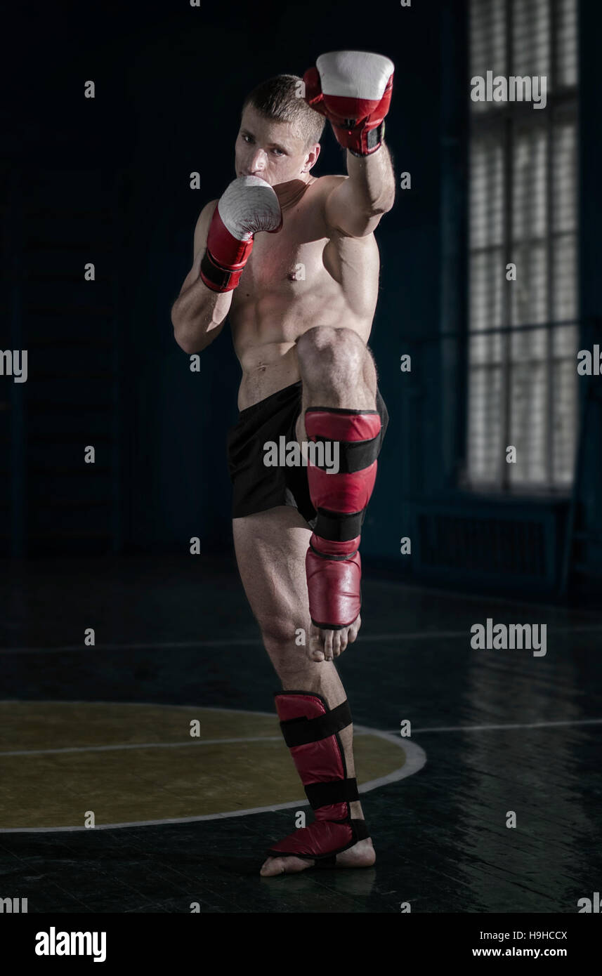 Thai kickboxing young hi-res stock photography and images - Alamy