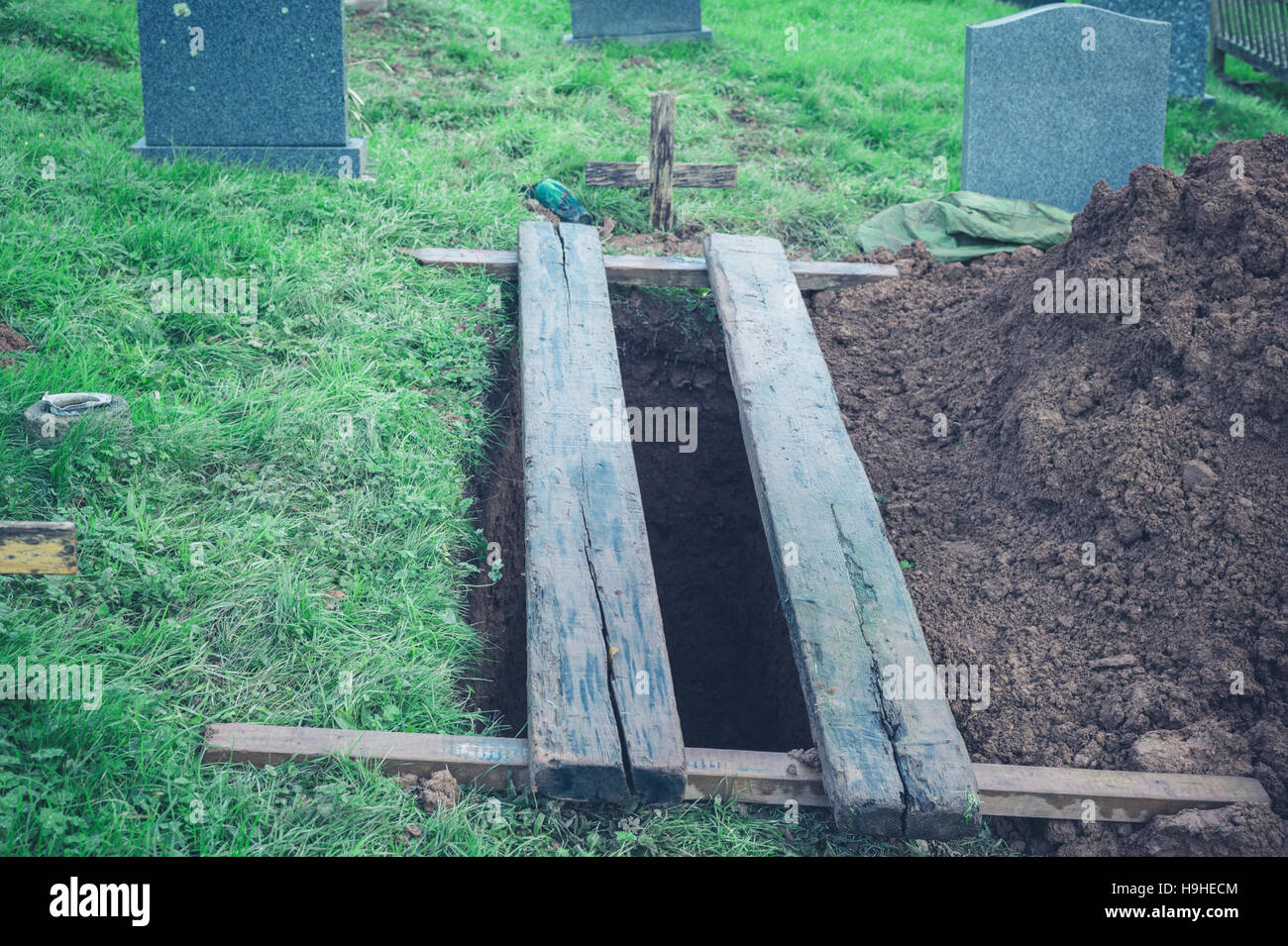 Grave Dug Stock Photos & Grave Dug Stock Images Alamy