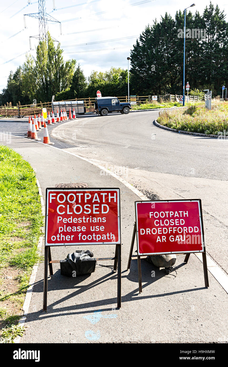 Footpath closed signs during road alterations, Llanfoist near Abergavenny, Wales, UK Stock Photo