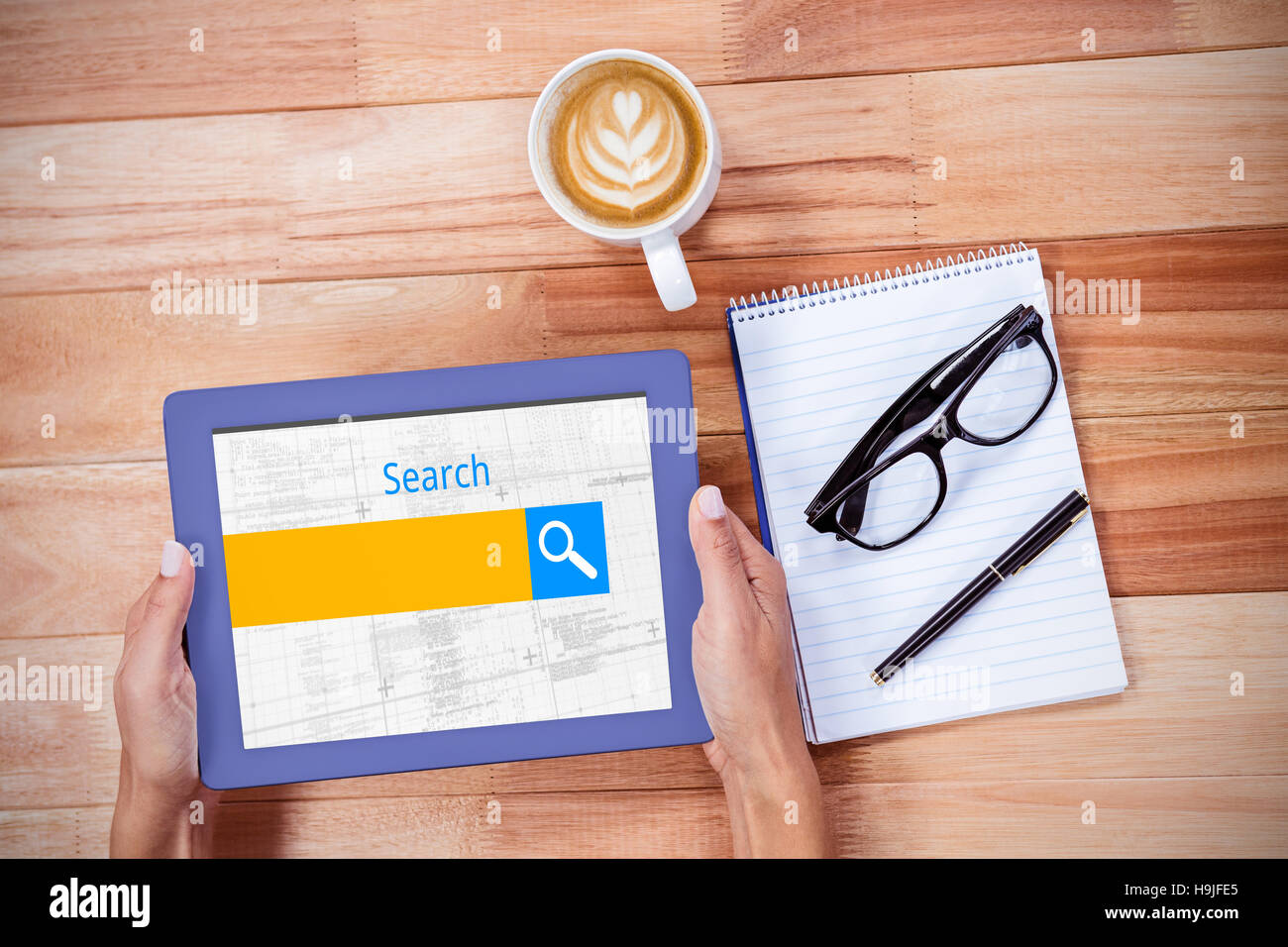Computer search logo hi-res stock photography and images - Alamy