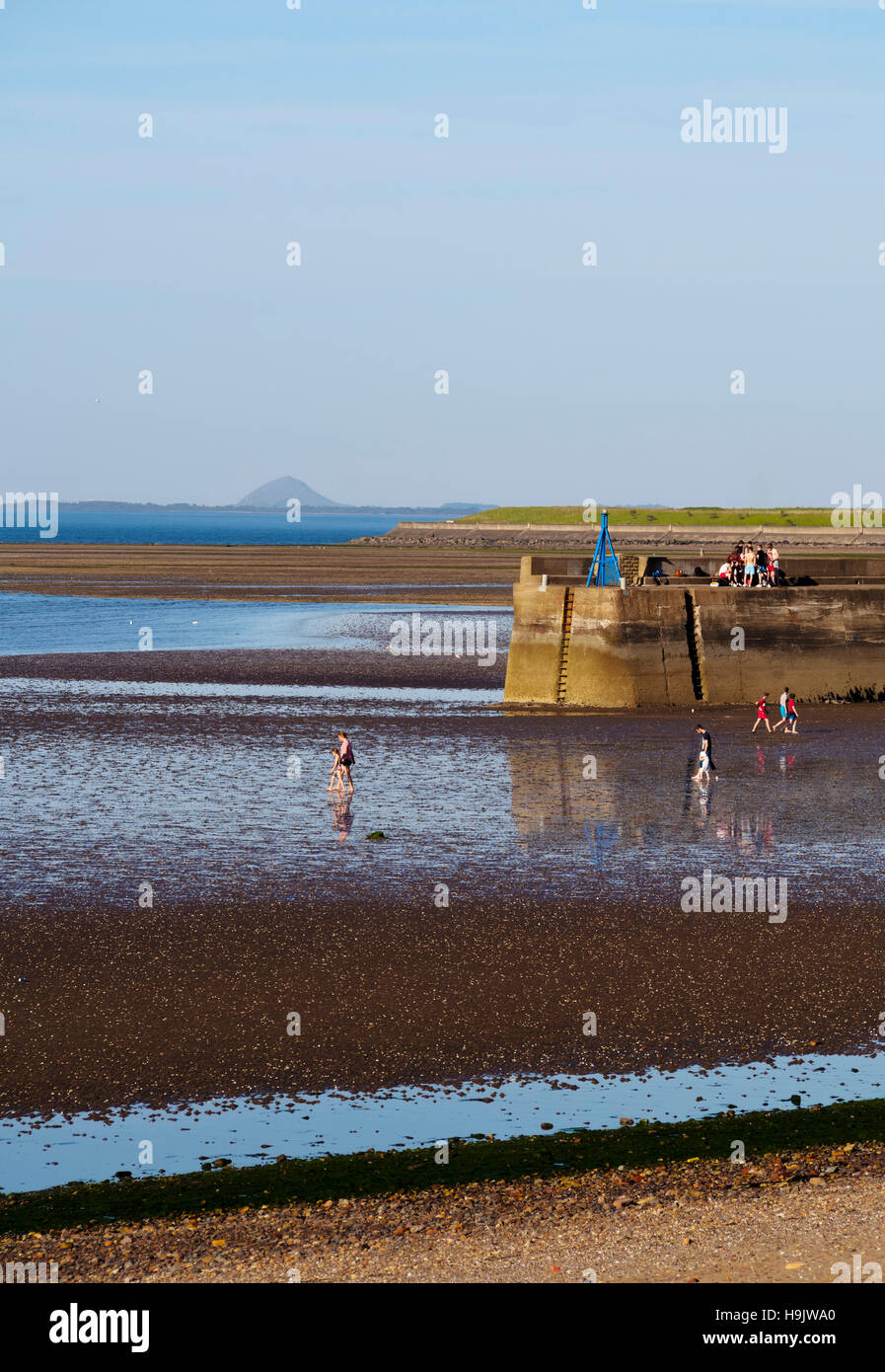 Musselburgh edinburgh hires stock photography and images Alamy