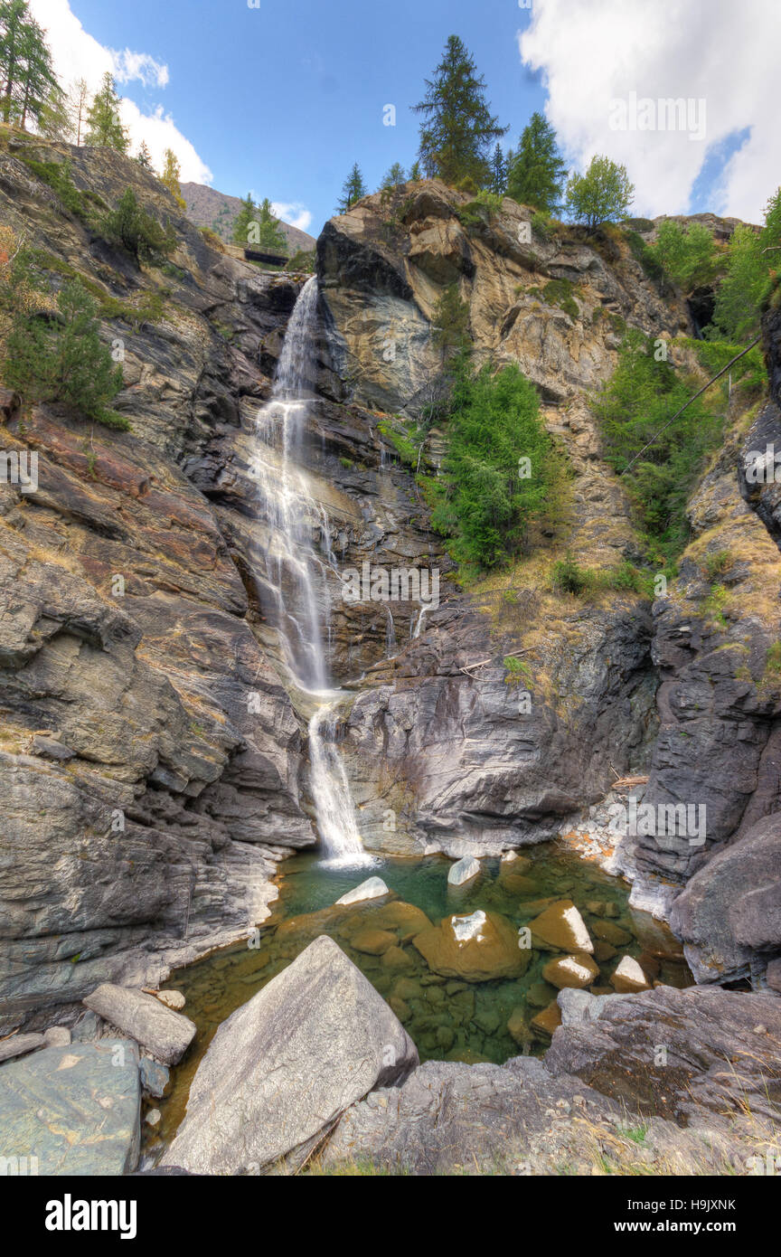 Lillaz waterfalls aosta valley hi-res stock photography and images - Alamy