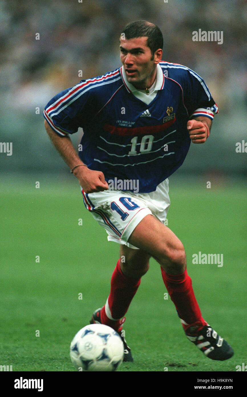 Zidane 1998 Hi res Stock Photography And Images Alamy Zidane 1998 Hi res Stock Photography And Images Alamy