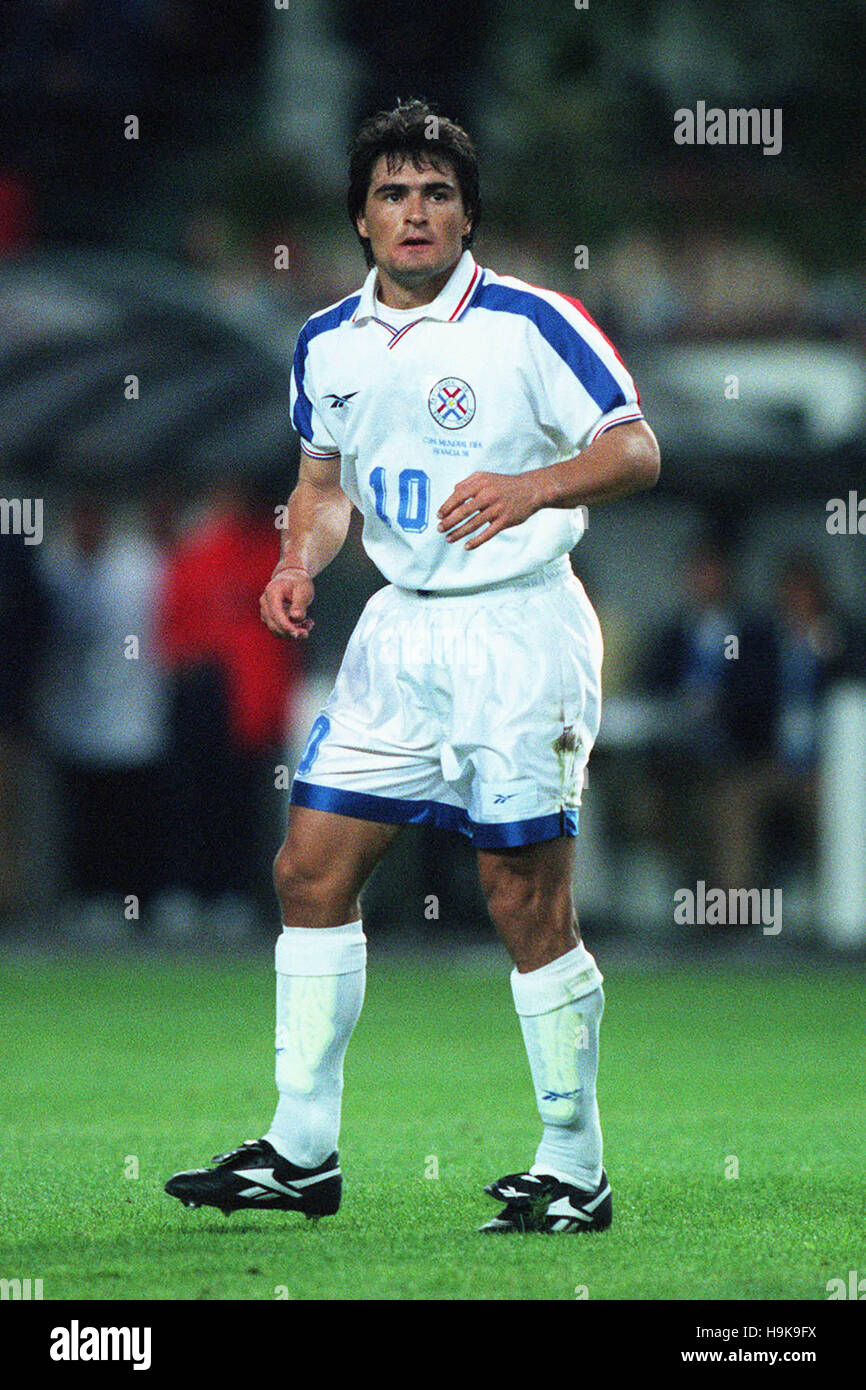 Carte De Collection Roberto Acuña - Coupe Du Monde 1998 - Pérou - Paraguay