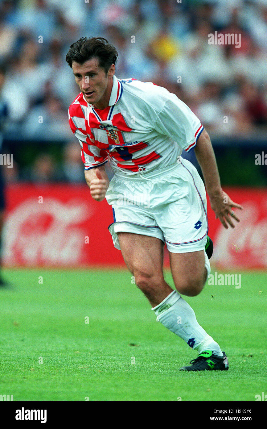 davor suker croatia jersey