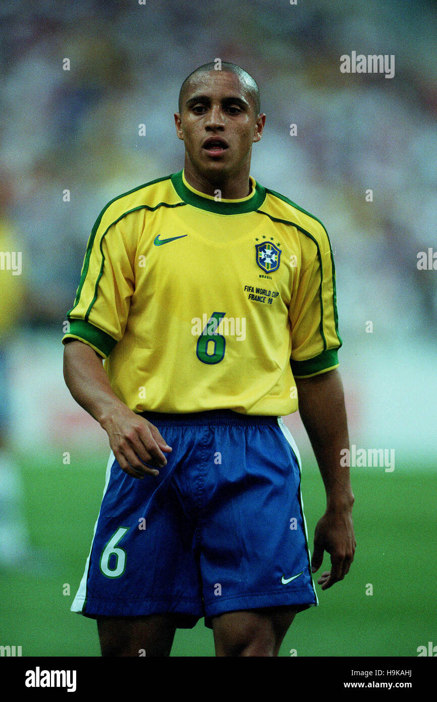 roberto carlos brazil jersey