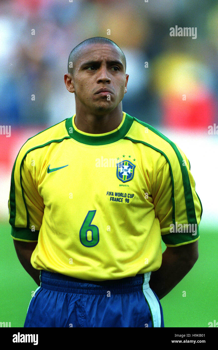 roberto carlos brazil jersey