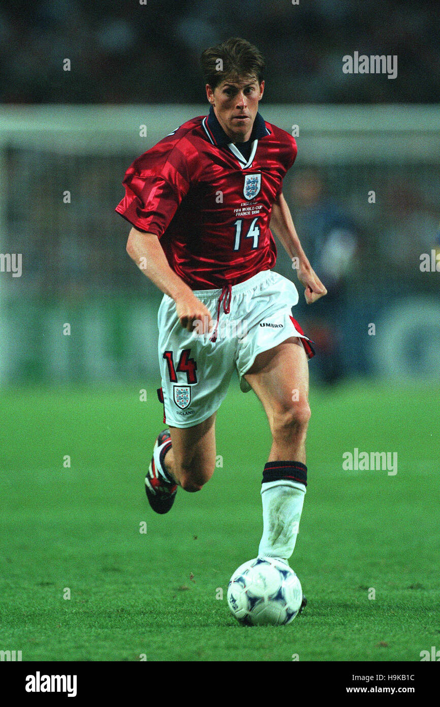 Darren Anderton 1998 Hi res Stock Photography And Images Alamy darren-anderton-1998-hi-res-stock-photography-and-images-alamy