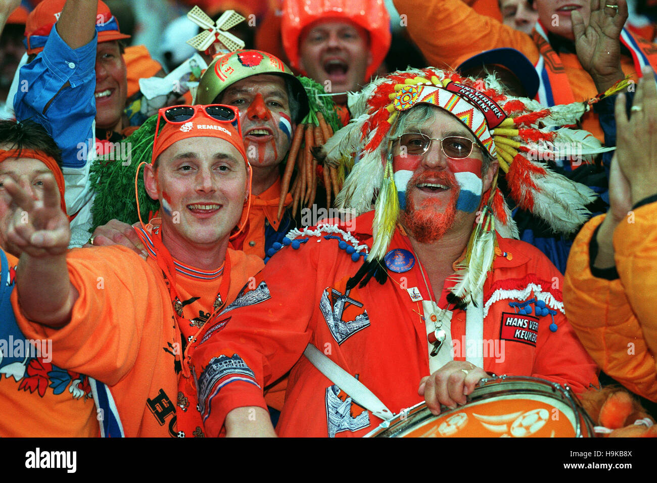 DUTCH FANS HOLLAND V BELGIUM 13 June 1998 Stock Photo - Alamy