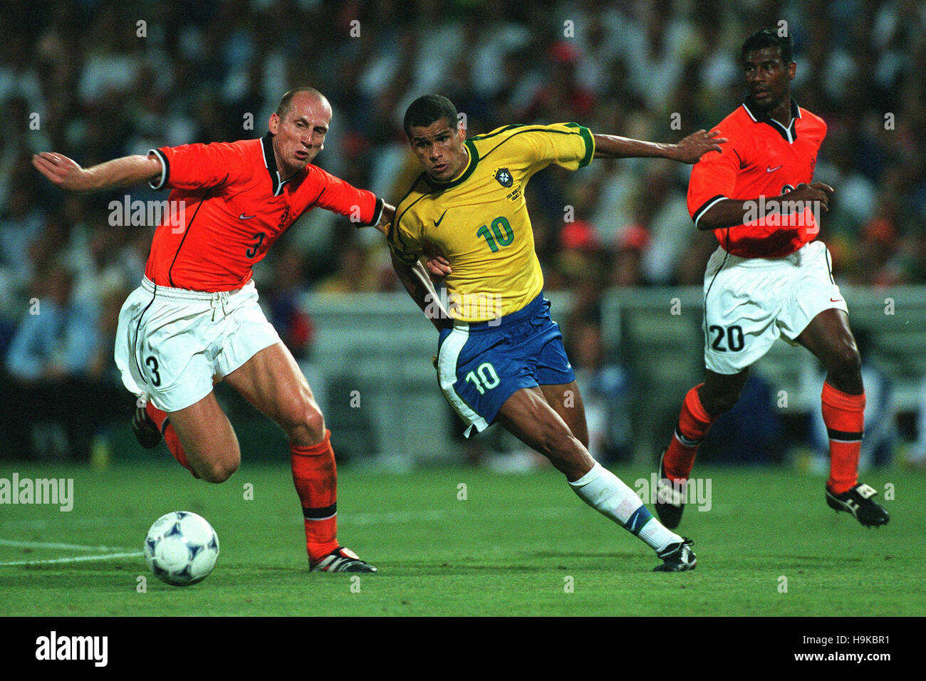 Jaap Stam Rivaldo Brazil V Holland 07 July 1998 Stock Photo Alamy