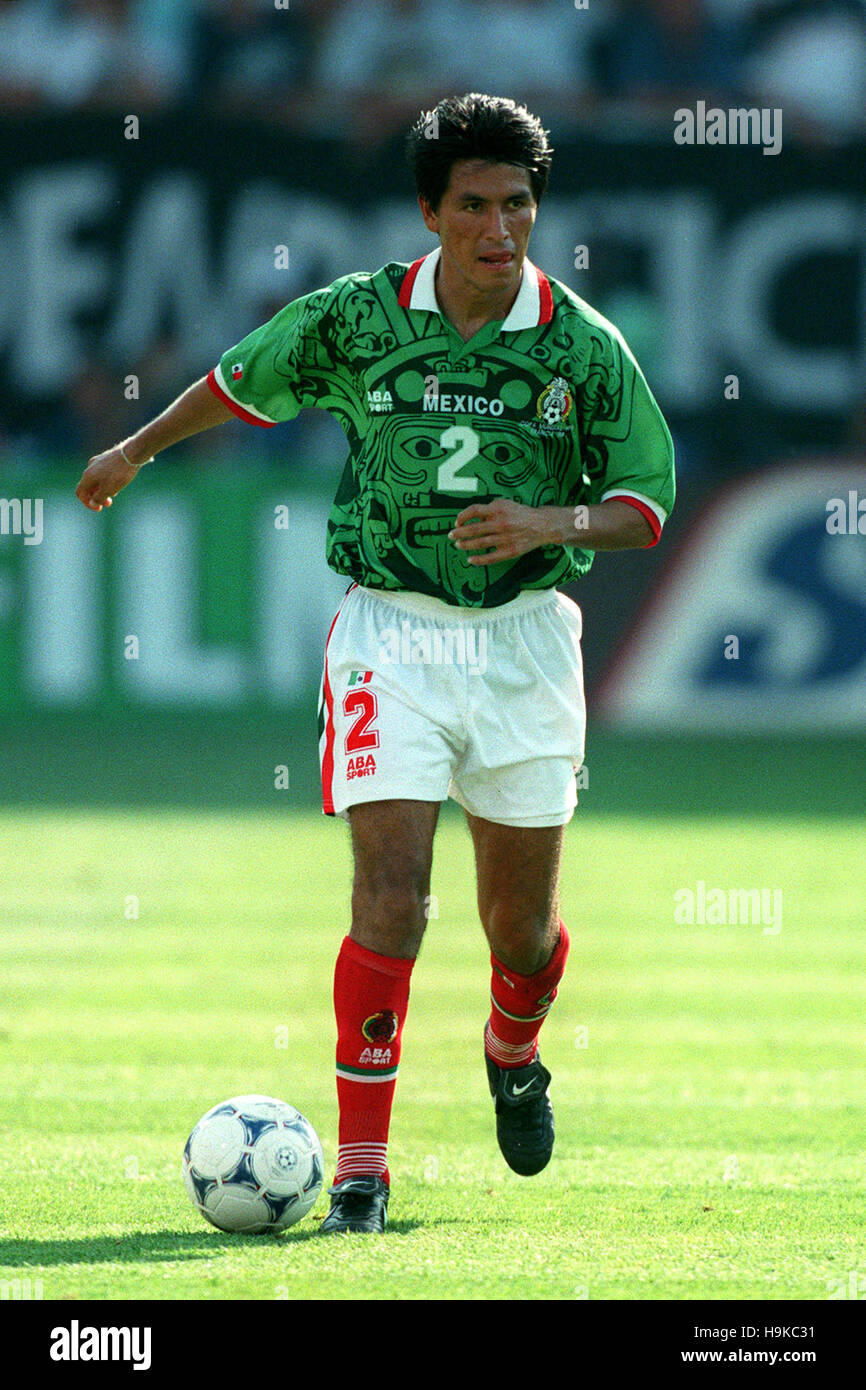 CLAUDIO SUAREZ MEXICO 29 June 1998 Stock Photo Alamy