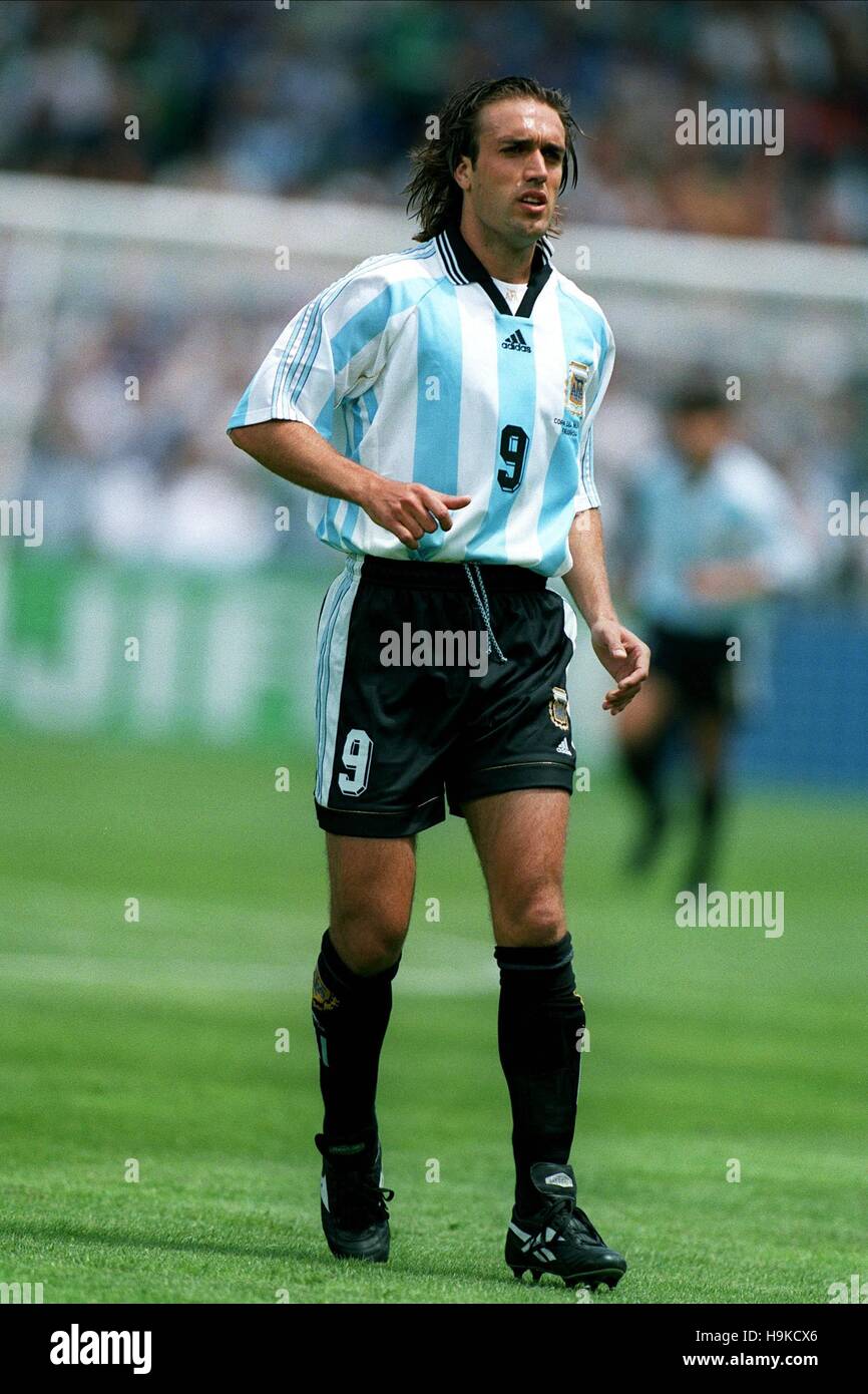 Batistuta hi-res stock photography and images - Alamy