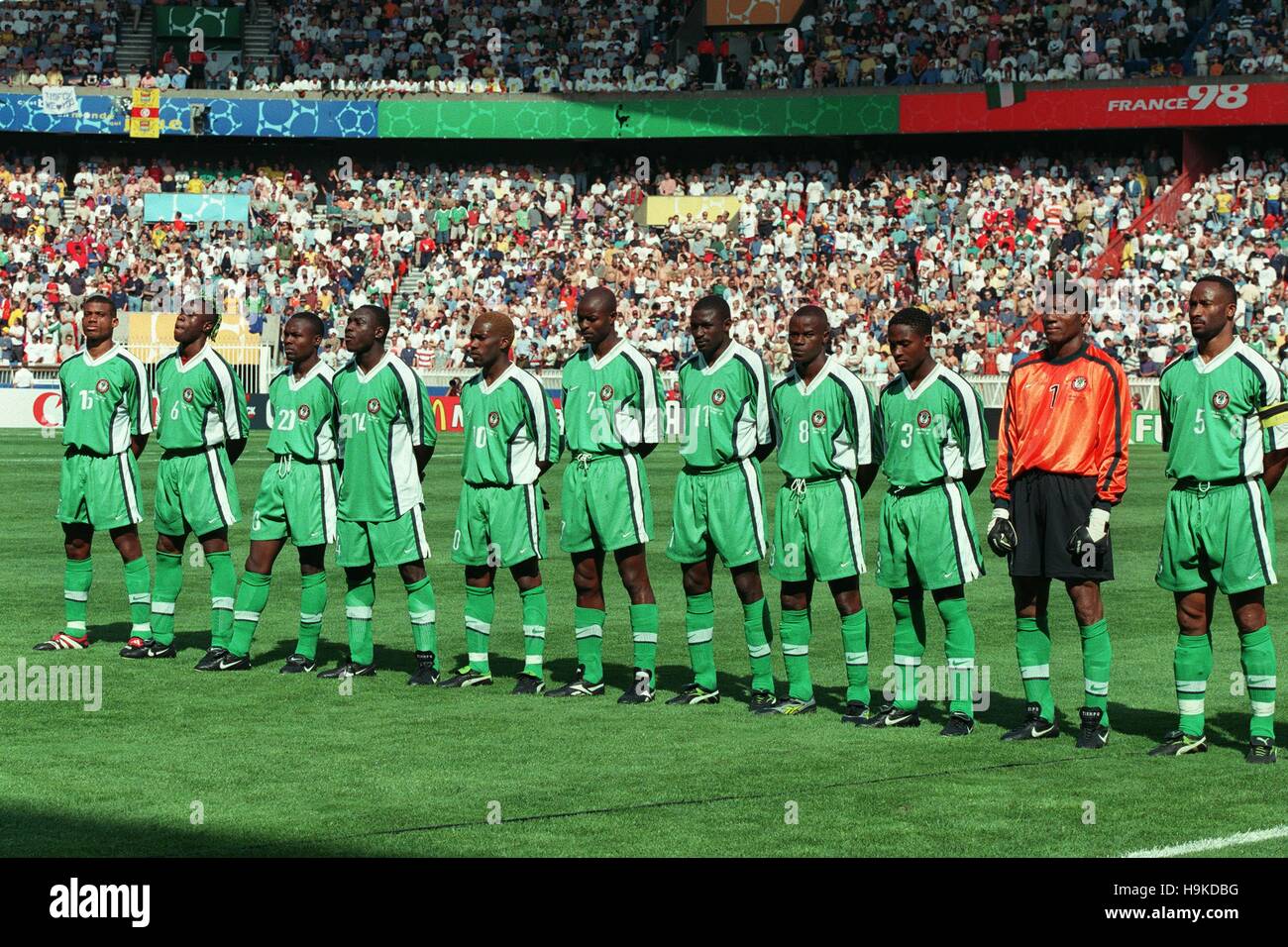 NIGERIAN TEAM GROUP NIGERIA TEAM GROUP 03 July 1998 Stock Photo