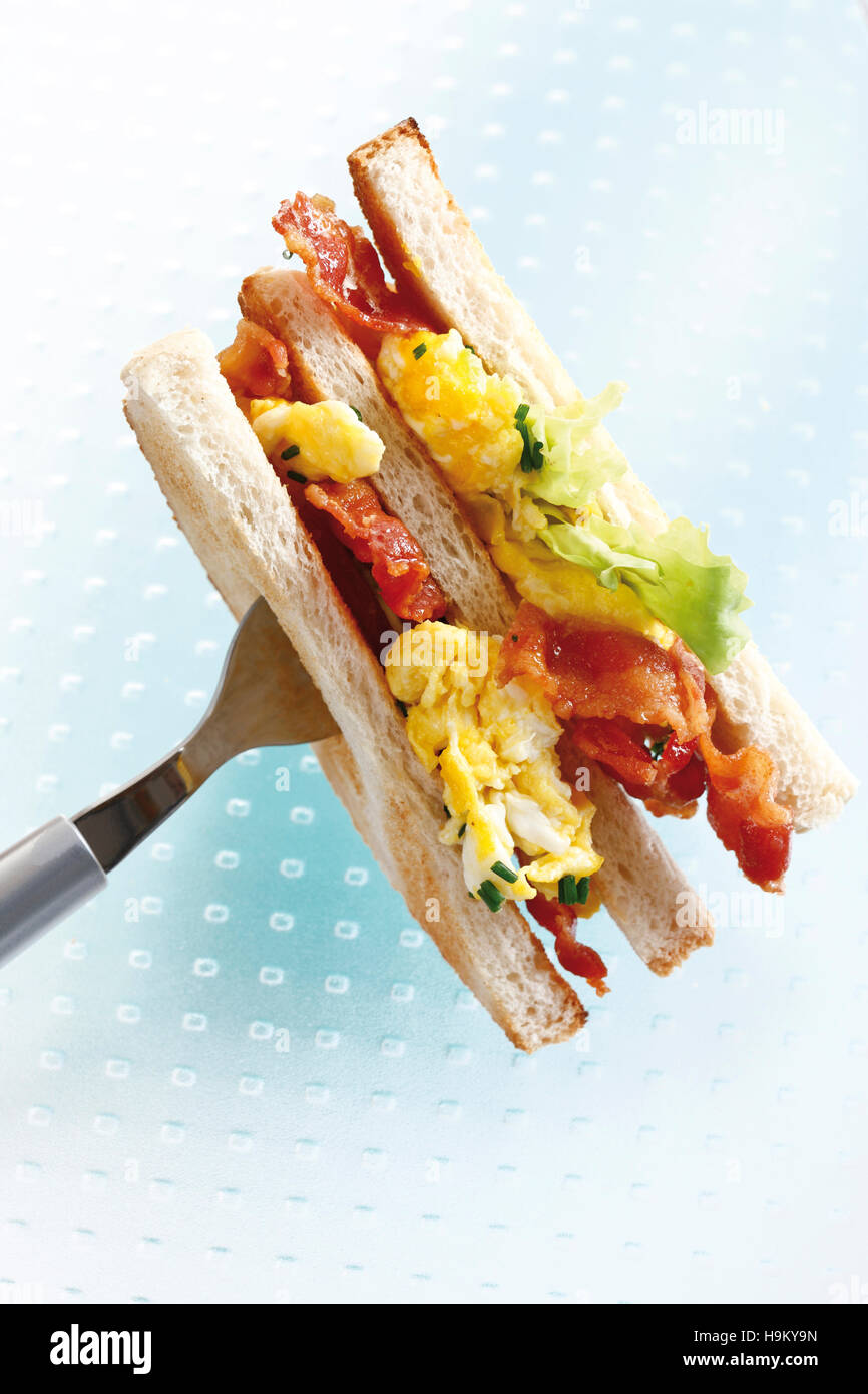 Scrambled eggs photos hi-res stock photography and images - Alamy