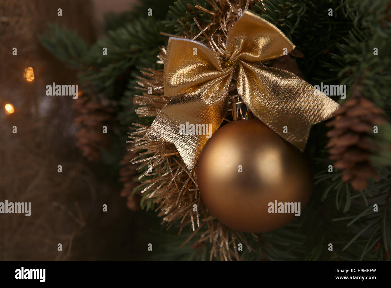 Gold bauble hi-res stock photography and images - Alamy