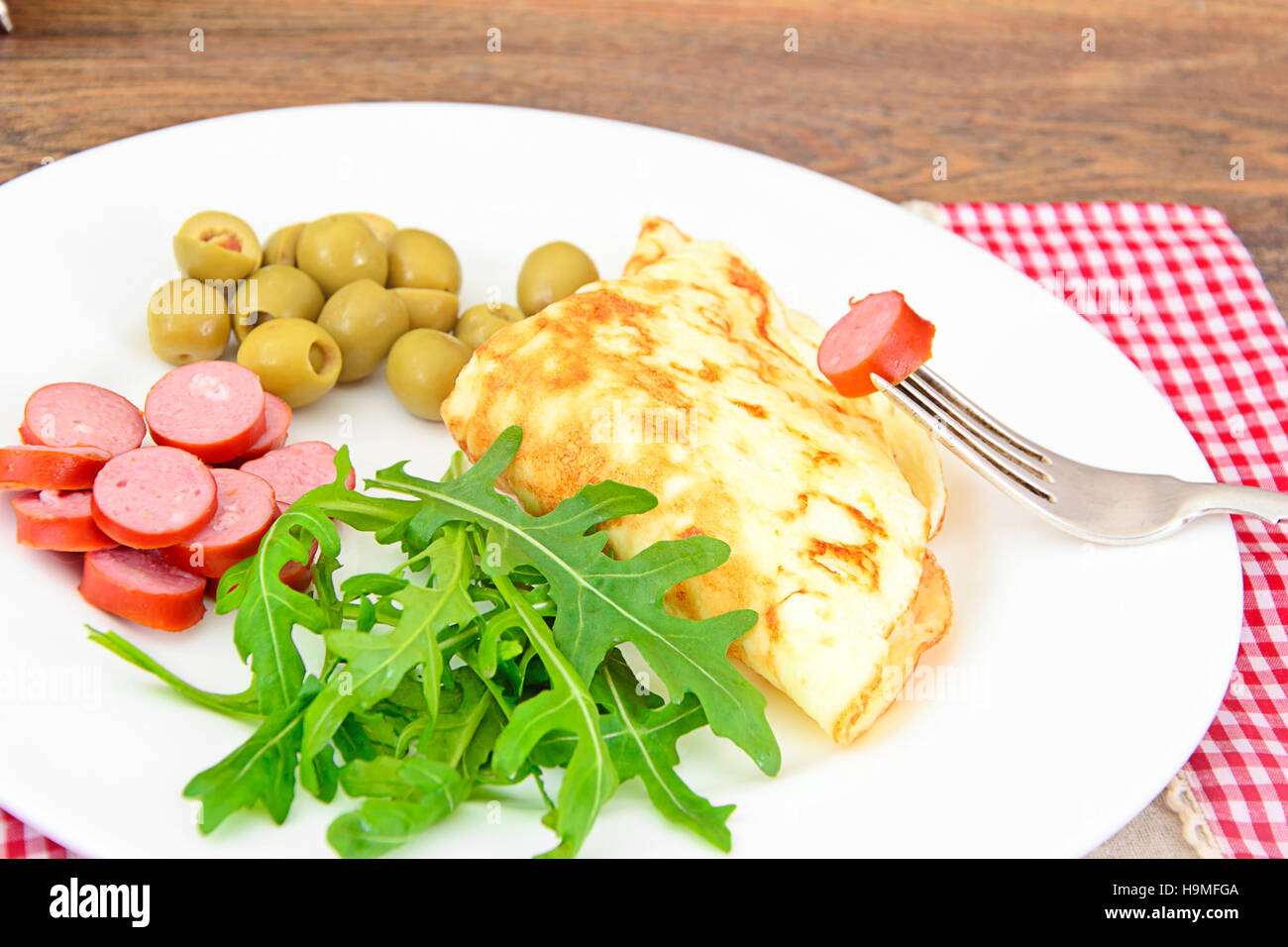 Healthy and Diet Food: Scrambled Eggs with Vegetables Stock Photo - Alamy