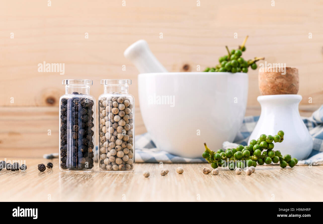 1040 - Pepper White Mignonette | Herbs Spices And Seasonings | High Quality | World Of Spice