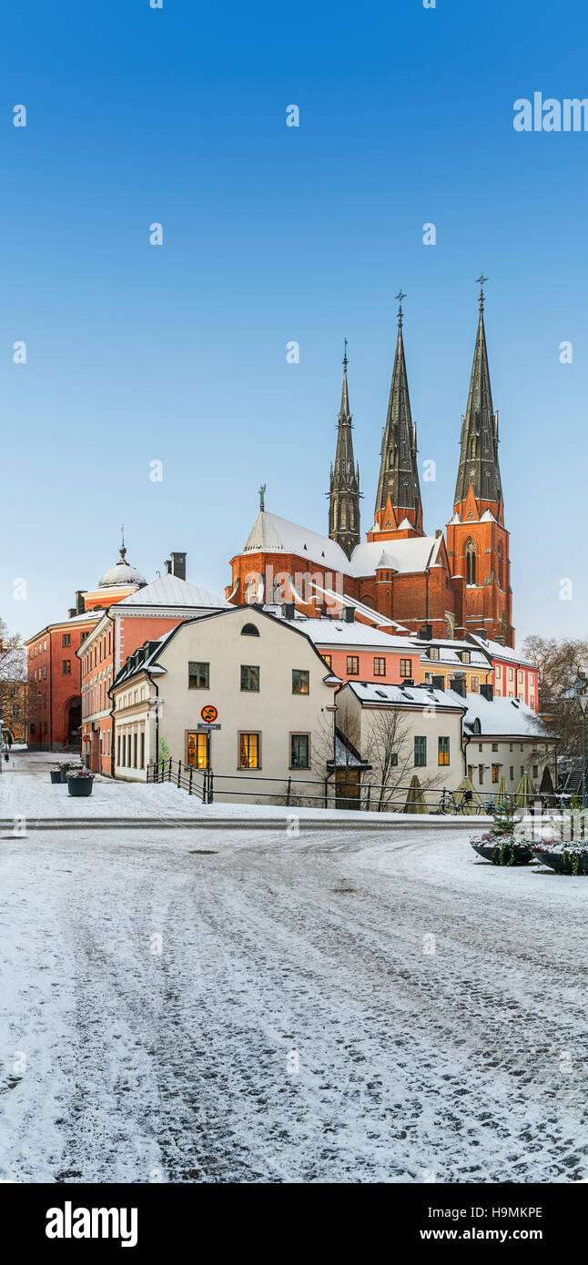 Gamla Torget  / Old Square and the Cathedral / Domkyrkan, the bridge Dombron over the Fyris river Uppsala, Sweden, Scandinavia Stock Photo