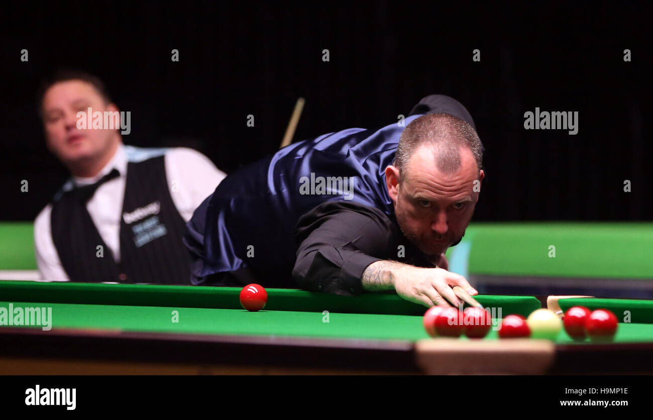 Mark Williams in action during his first round match against Jason Weston during day three of the Betway UK Championships 2016, at the York Barbican. Stock Photo