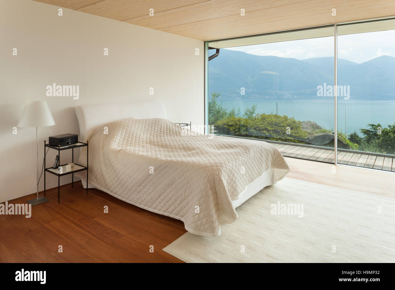 mountain house, modern architecture, interior, bedroom Stock Photo - Alamy