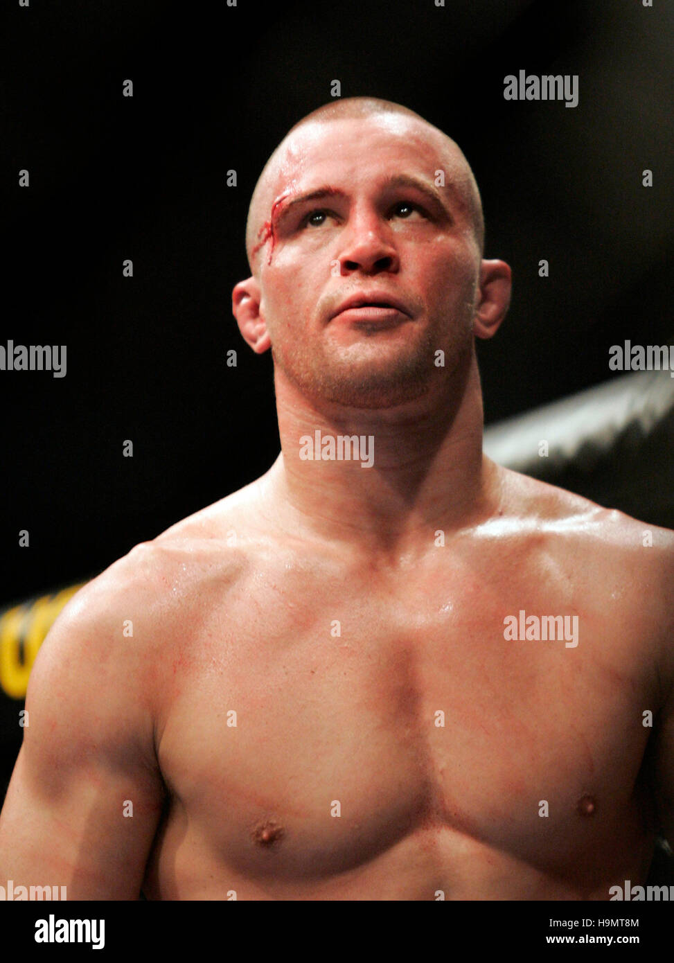Chris Lytle in his fight against Matt Hughes during Ultimate Fighting