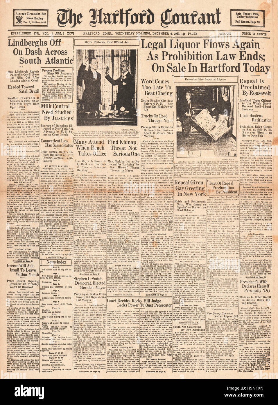 1937  The Hartford Courant front page End of prohibition Stock Photo