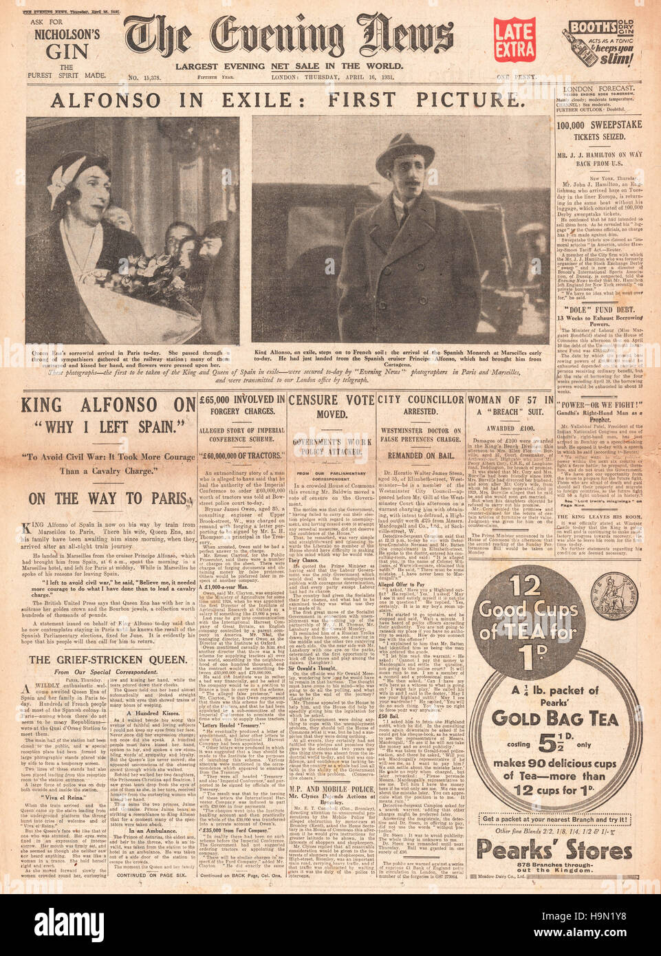 1931 News Chronicle Front Page King Alfonso Of Spain In Exile Stock Photo Alamy