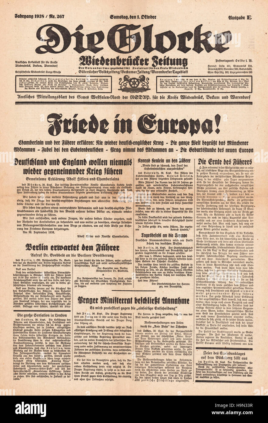 1938 Die Glocke front page reporting the signing of the Munich peace agreement Stock Photo