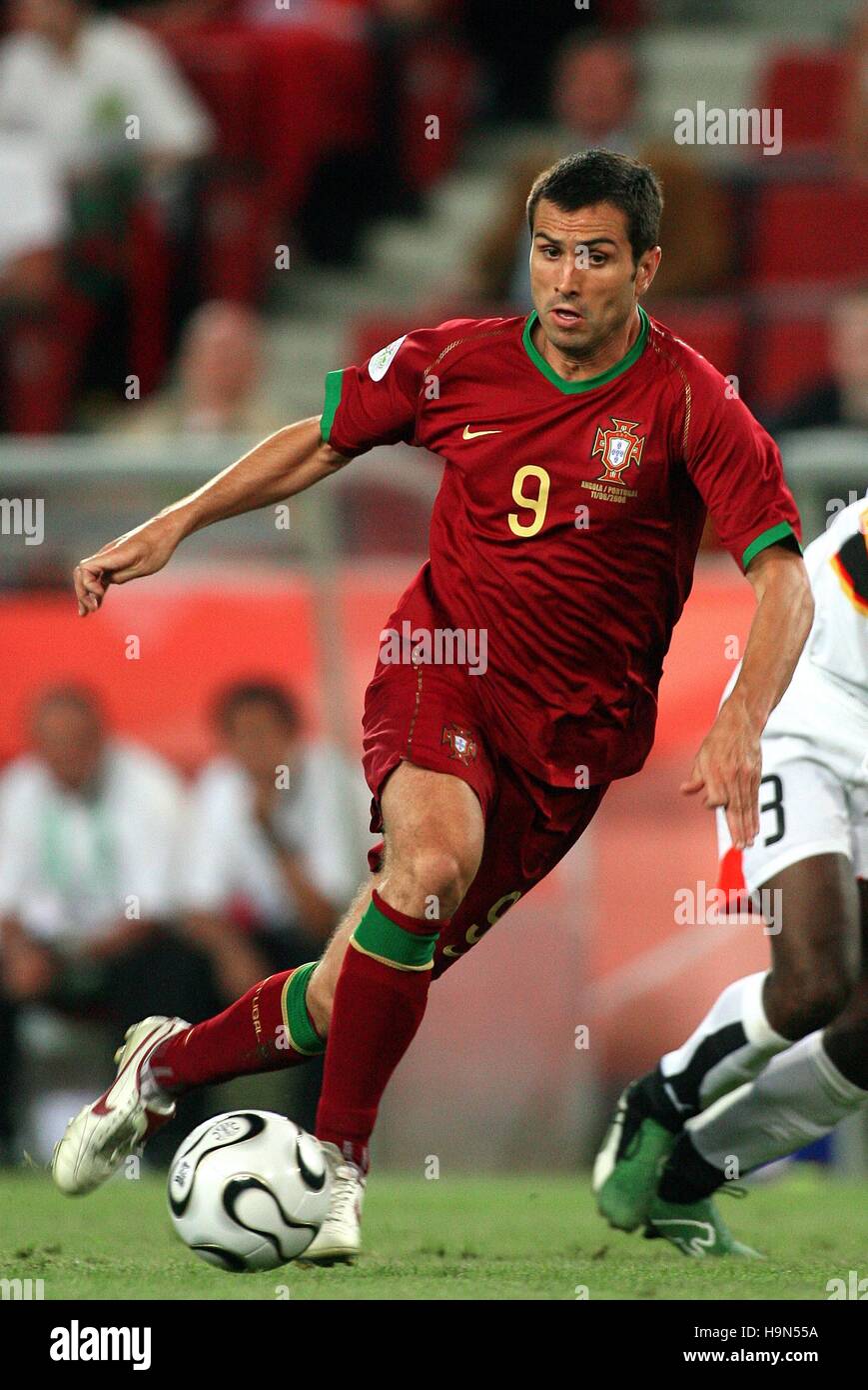 Pauleta portugal hires stock photography and images Alamy