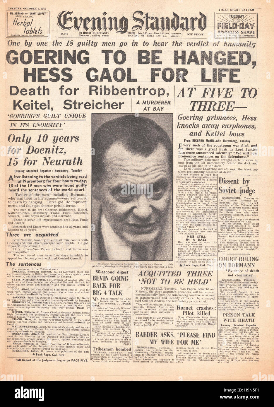 1946 Evening Standard (London) 2nd Edition front page Nazi leaders sentenced to death Stock Photo