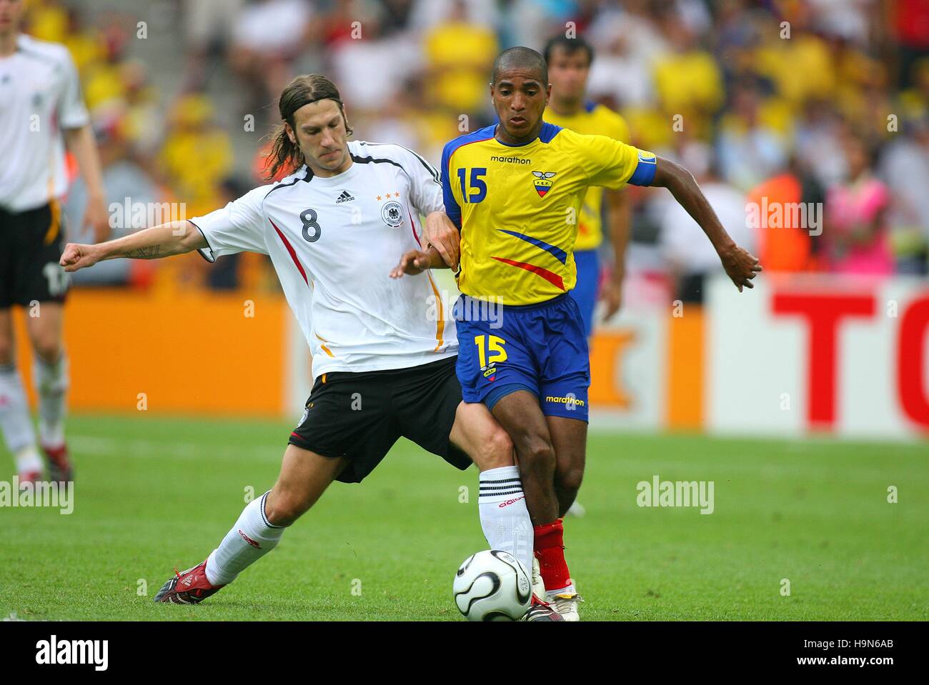 TORSTEN FRINGS & MARLON AYOVI ECUADOR V GERMANY WORLD CUP BERLIN GERMANY 20 June 2006 Stock Photo