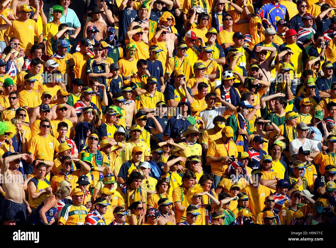 Football fans australia hires stock photography and images Alamy