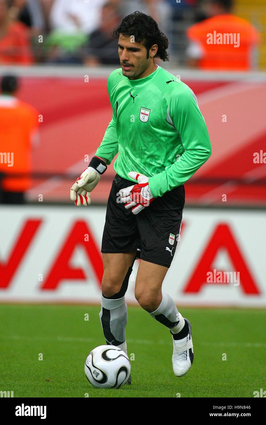 EBRAHIM MIRZAPOUR IRAN & FOOLAD KHUZESTAN WORLD CUP FRANKFURT GERMANY 17 June 2006 Stock Photo