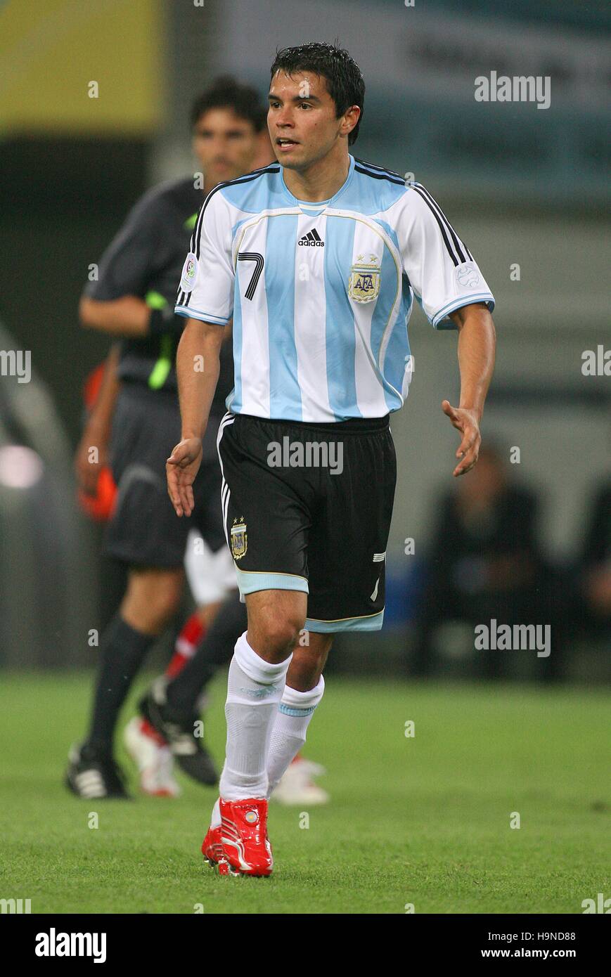 JAVIER SAVIOLA ARGENTINA & SEVILLA WORLD CUP LEIPZIG GERMANY 24