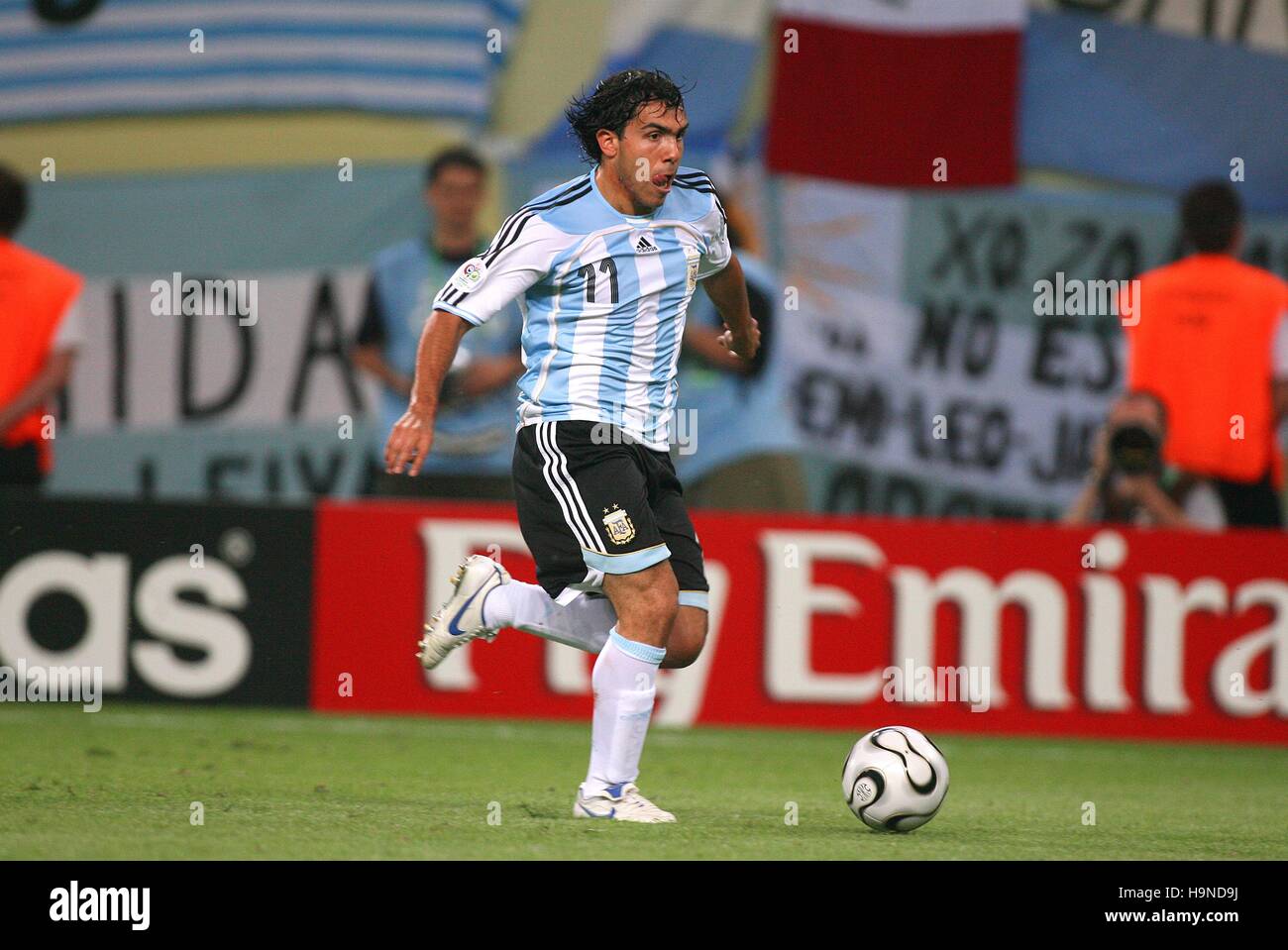 Carlos tevez argentina corinthians world hi-res stock photography