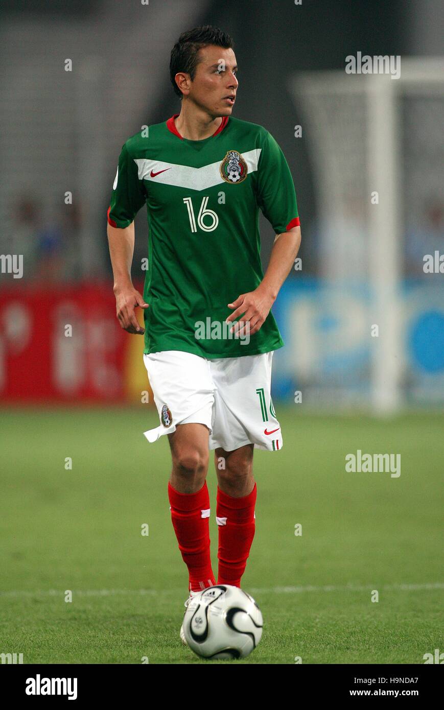 MARIO MENDEZ MEXICO & MONTERREY WORLD CUP LEIPZIG GERMANY 24 June 2006 Stock Photo